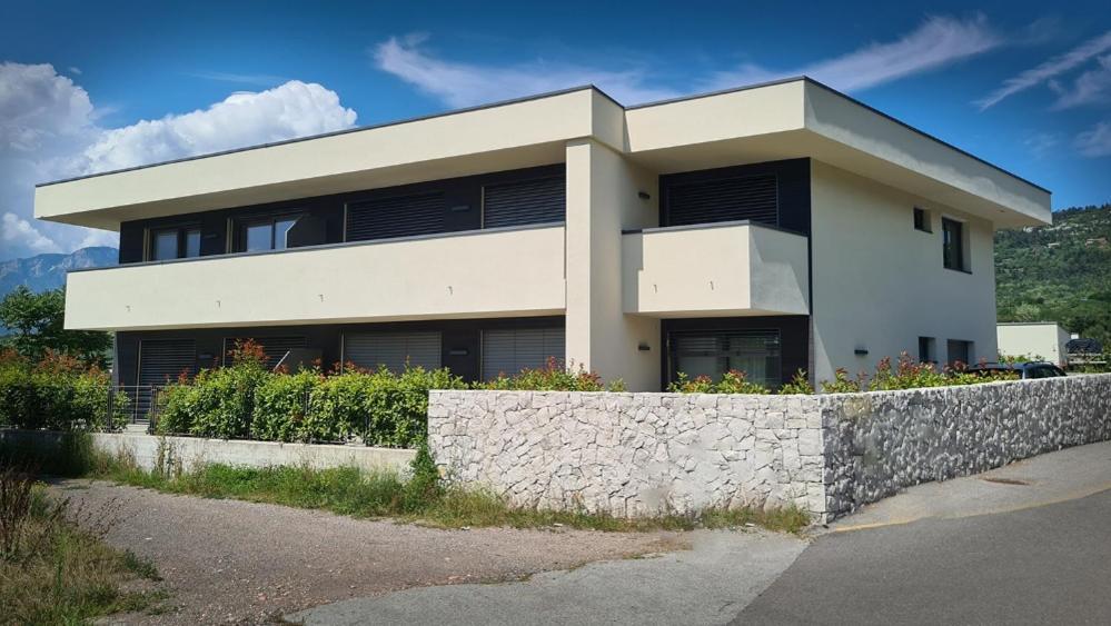 Appartamenti Moderni, Luminosi E Tranquilli Con Parcheggio Privato - Agritur La Tenuta Trento Exterior foto