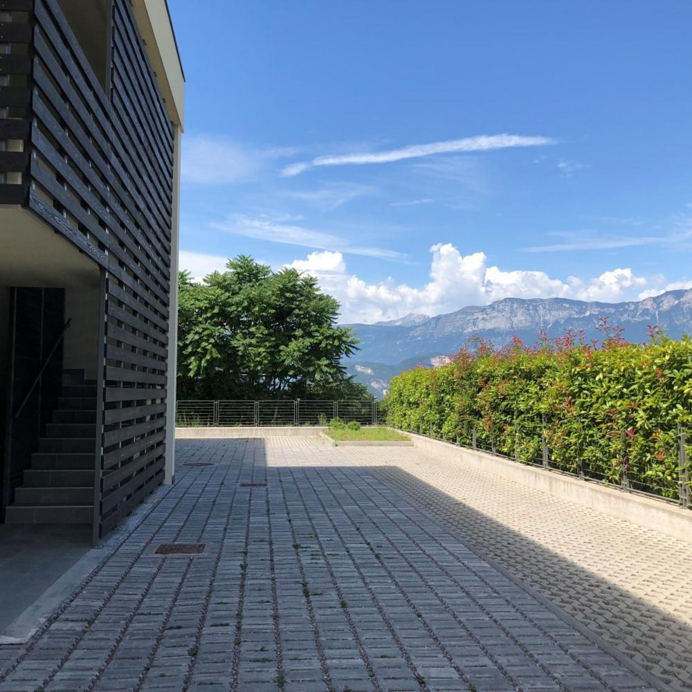 Appartamenti Moderni, Luminosi E Tranquilli Con Parcheggio Privato - Agritur La Tenuta Trento Exterior foto